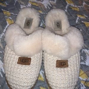 Ugg Cozy Slippers (Cream Color)